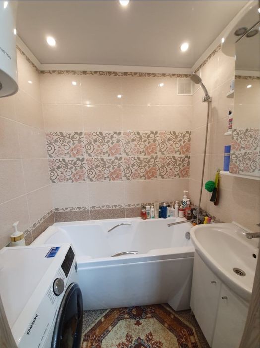 ПРОДАЁТСЯ 3-ком квартира в 5 мкр