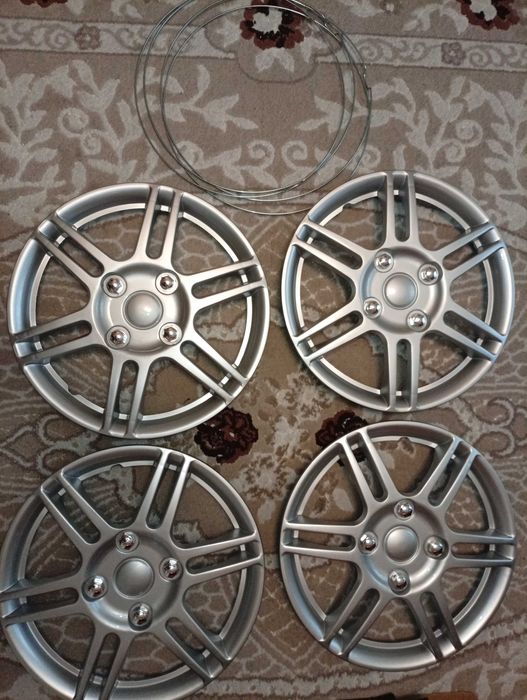 Тасове - 4 броя .