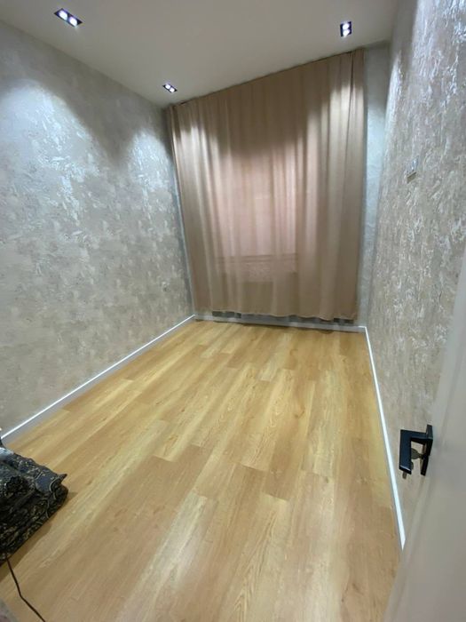 Srochno sotiladi sergili 2-bekat 4+xona 1-etaj