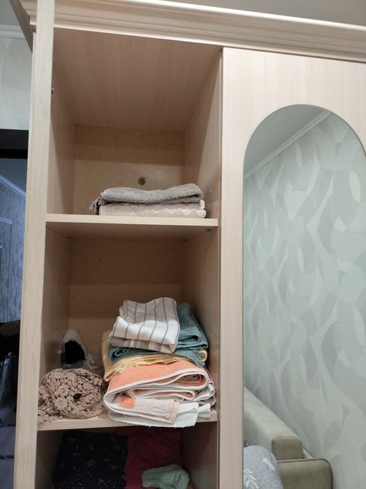 Шкаф в отличном состоянии для вещей