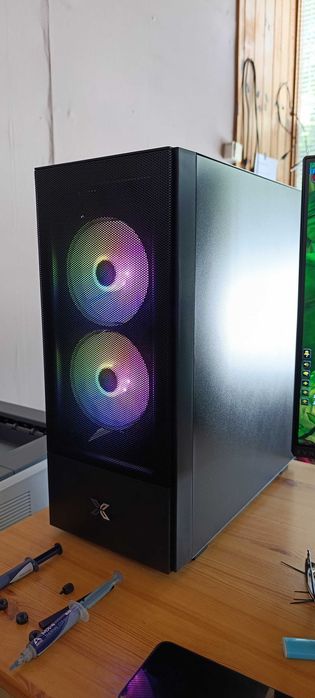 Геймърски компютър i7 6700k gtx1070 8gb
