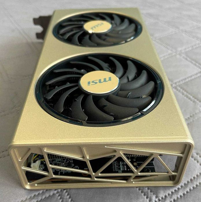 MSI Radeon RX 5700 XT Evoke OC 8GB | Много добро състояние