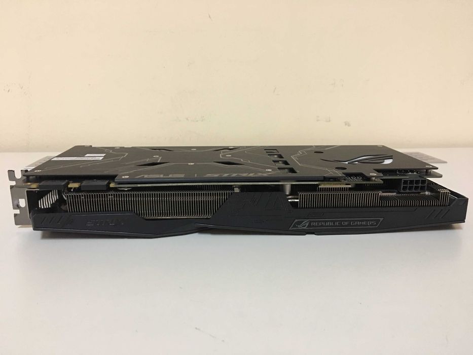 Asus ROG Strix GTX 1070 Gaming 8GB видео карта