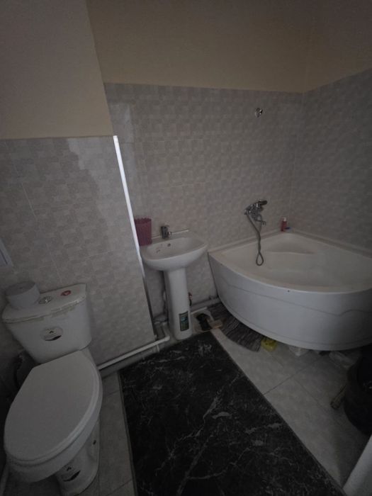 Сдается 1 х комнатная квартира на 4 этаже 7 микрорайон