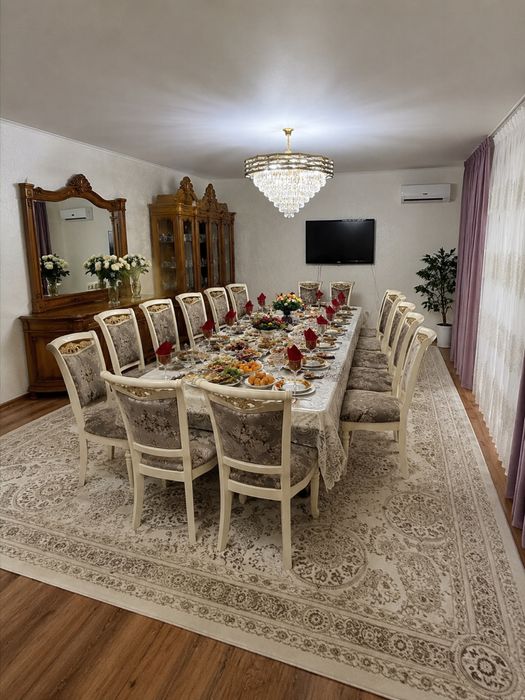 Стол и стулья комплект