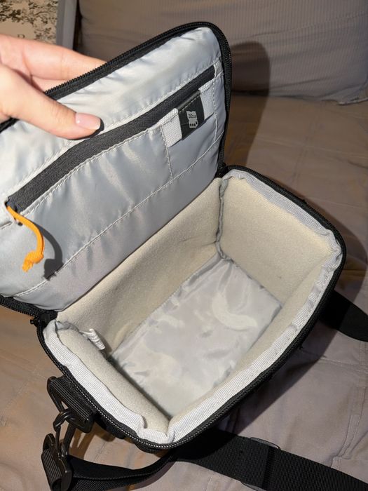 Продам сумку для фотоаппарата