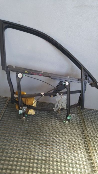 macara usa dreapta fata audi a4 b5