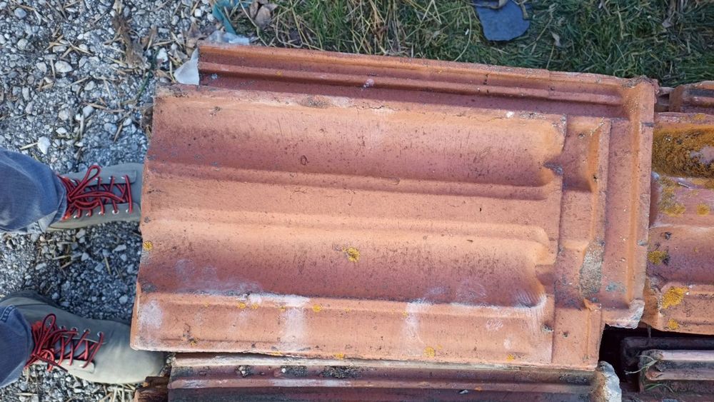 Керемиди около 500-600 броя