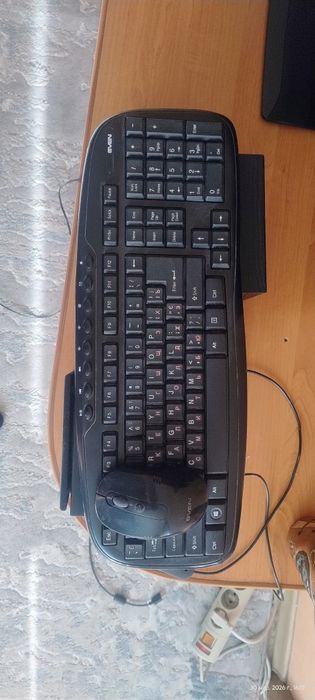 Продаю колонки EDIFIER