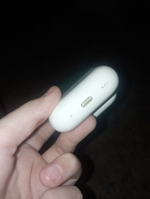 Air pods pro 2 versions