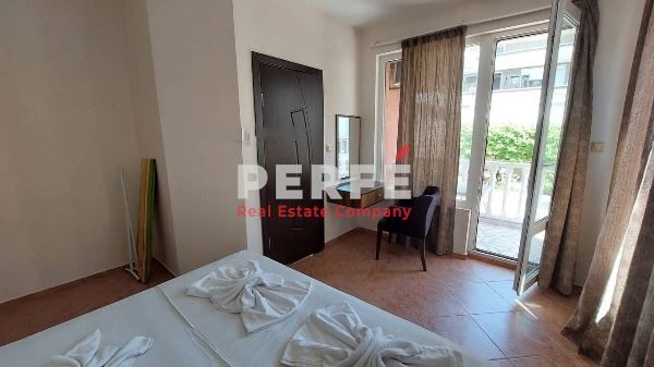 Продава се Двустаен апартамент в Поморие - 67 кв.м за 1130 €/кв.м - Снимка #3