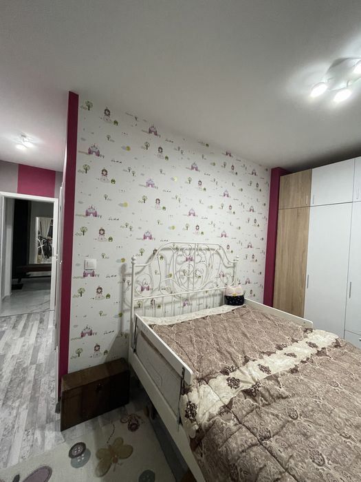 Тристаен под наем в кв. Кръстова вада