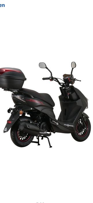 Motocicleta pe benzină