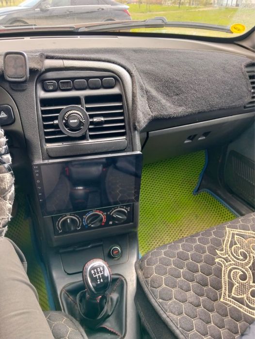 Продам машина 2110