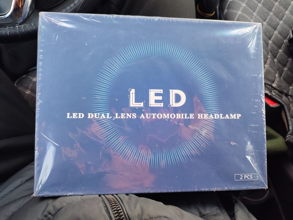 Продаю Bi-led фары новая