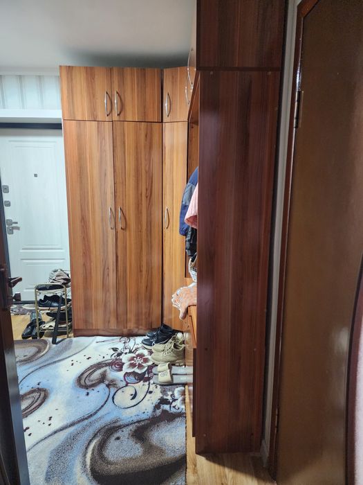 Продаётся шкаф для прихожий