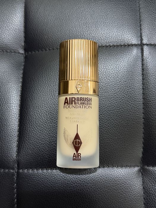 Charlotte Tilbury Airbrush Flawless Foundation