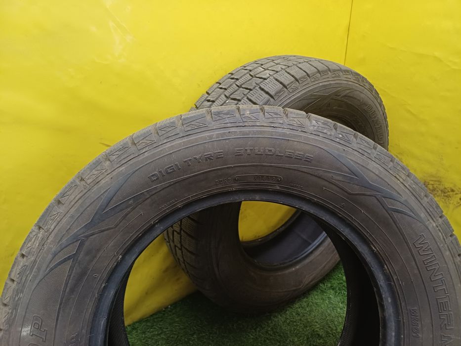 Шины 215 65 R16 DUNLOP пара