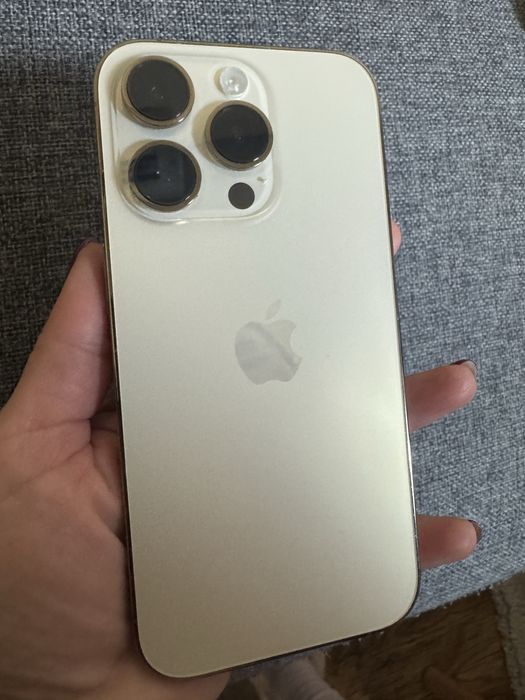 Iphone 14 pro 256 gb Gold , eSim
