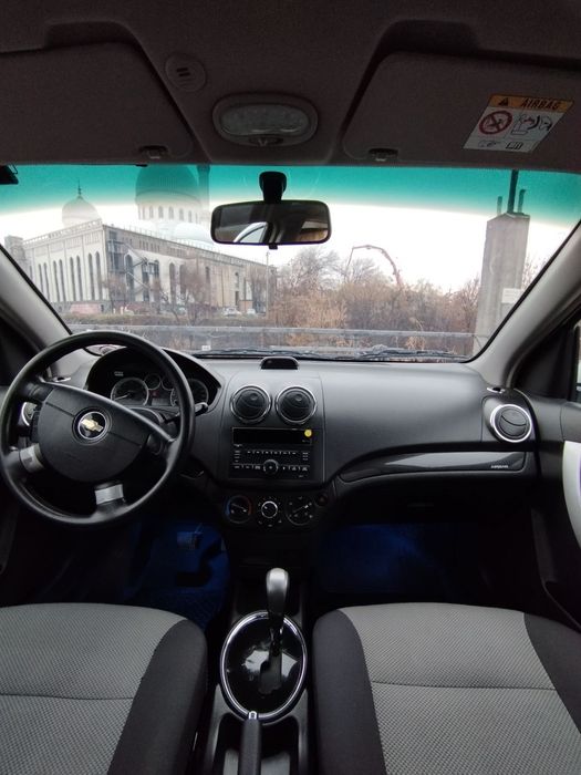 Нексия 3 сотилади