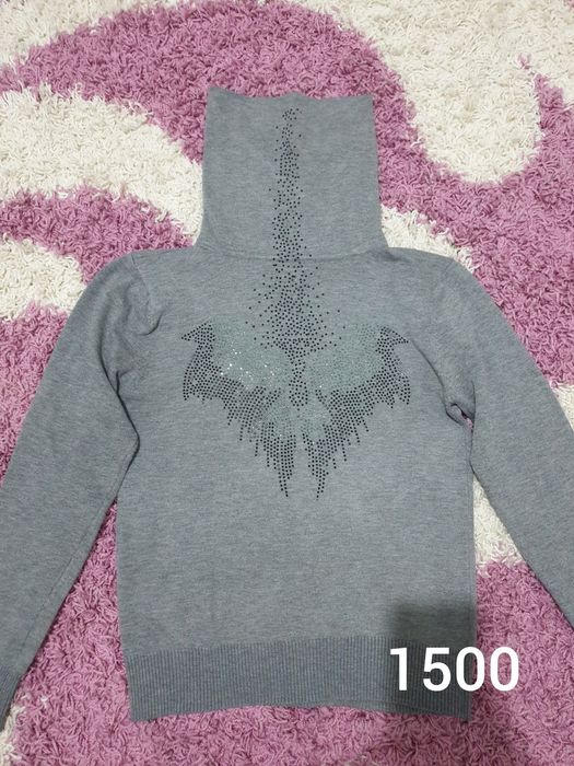 Продаются вещи 42-44-46 размеров