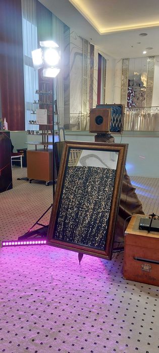 Cabină Foto / Oglindă Magică pentru Nuntă, Botez și Evenimente