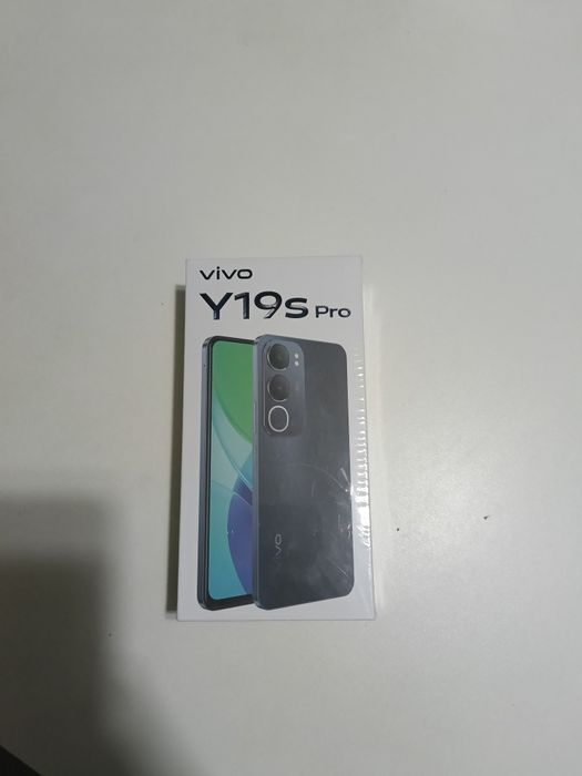 Смартфон новый в упаковке