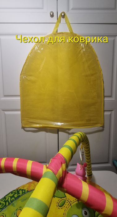 Продам 4  детских коврик -развивашки