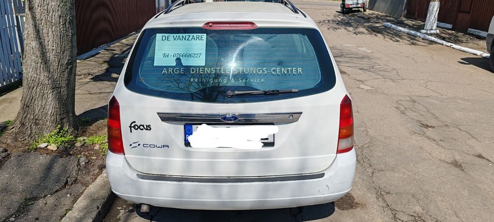 Vând Ford Focus Turner