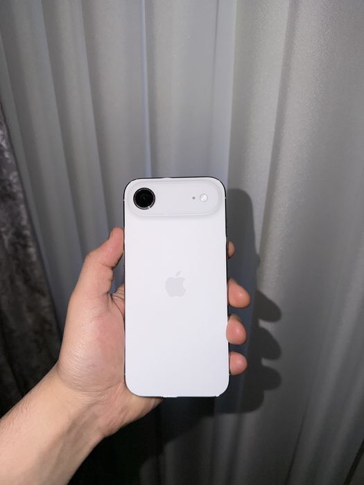 iphone air white