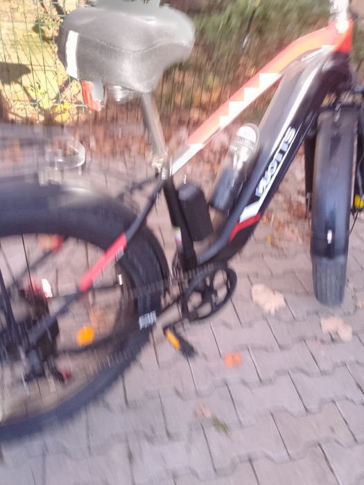 Bicicleta electrica nouă 2motore se vinde pentru lipsă de timp pentru