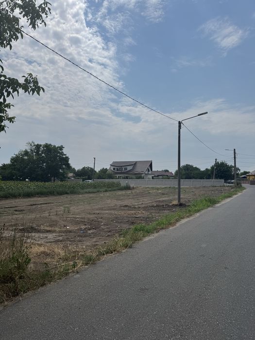 Teren intravilan in Corabia cu deschidere la doua strazi