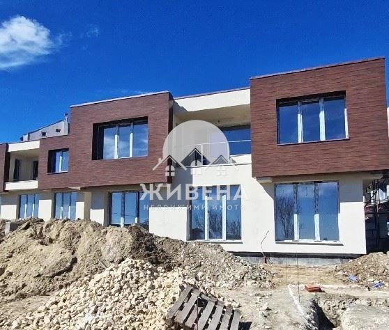 Продава се Къща в Варна, м-т Акчелар - 240 кв.м за 1459 €/кв.м - Снимка #3