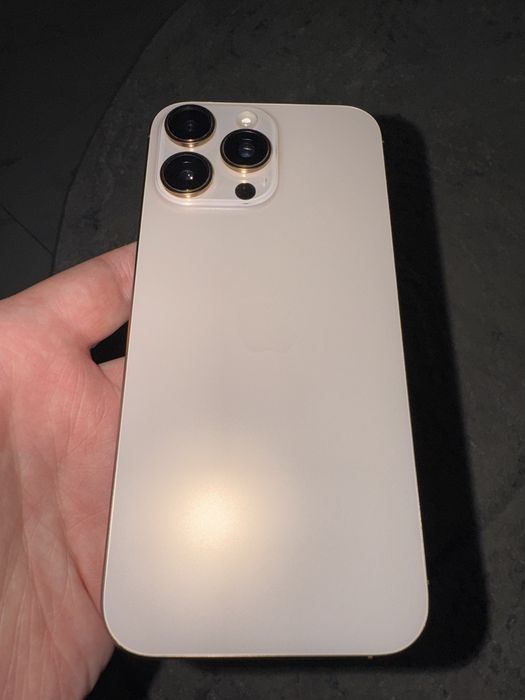 Iphone 16 pro max 256 desert