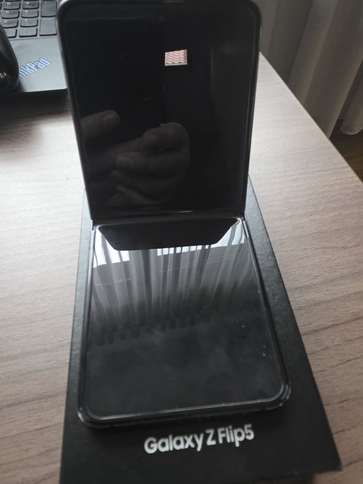 Samsung  GalaxyZFlip5