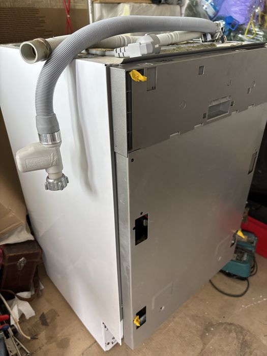 Съдомиялна за вграждане BEKO DIS5530 за ремонт