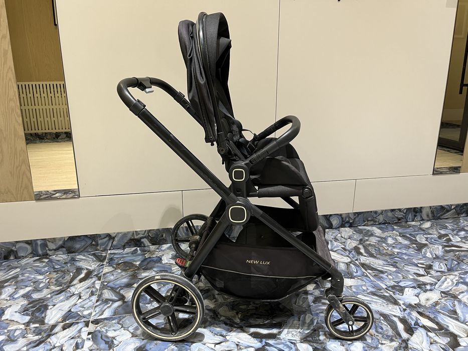 Коляска New Lux до 3 лет