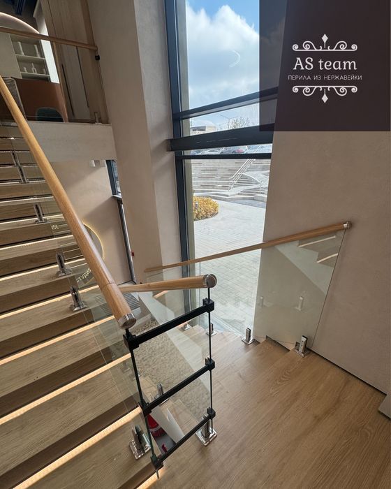 Стеклянные перила