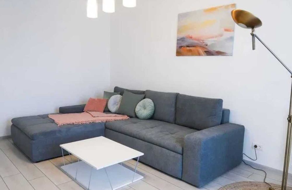 Дава се под наем Тристаен апартамент в Пловдив, Беломорски - 87 кв.м за 331.5 € - Снимка #1