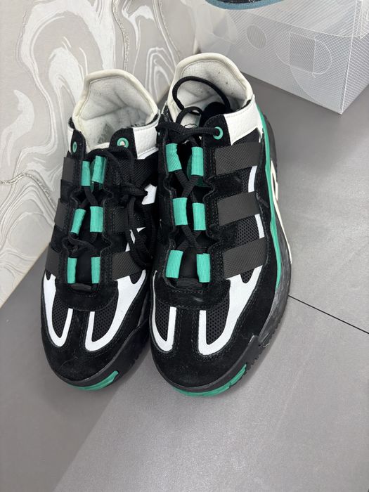 ОРИГИНАЛ!! Кросовки адидас 40-41 размера