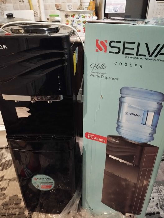 Кулер для воды SELVA