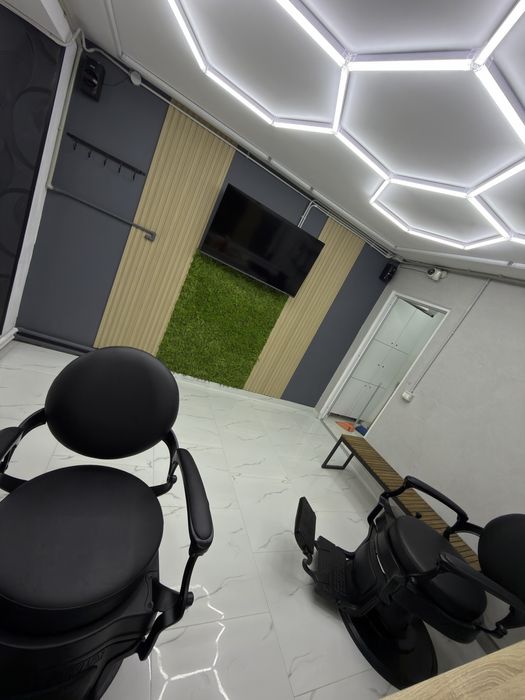 Inchiriere posturi frizerie