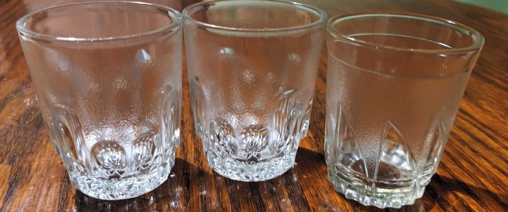 Ордьоври, чаши и прибори