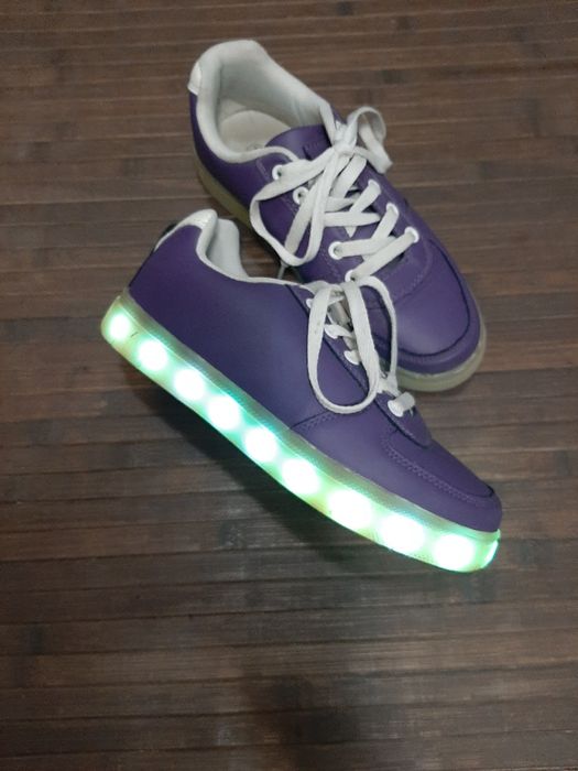 Adidasi copii KIDZ Alive cu luminițe