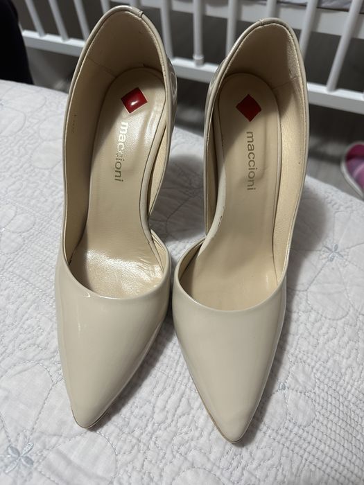 Pantofi cu toc Maccioni