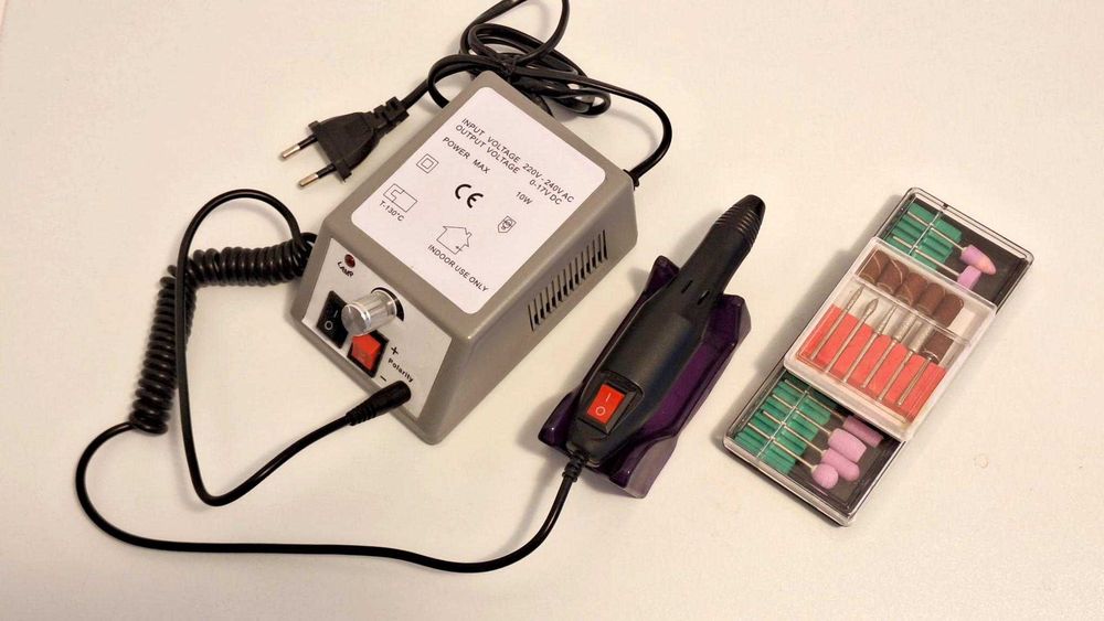 Pila electrica unghii Mercedes 2000 - Set manichiura / pedichiura 15.000 RPM