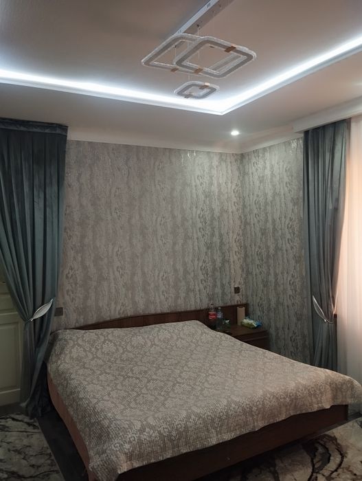 Ижара карвон бозор олдида  угил боларга