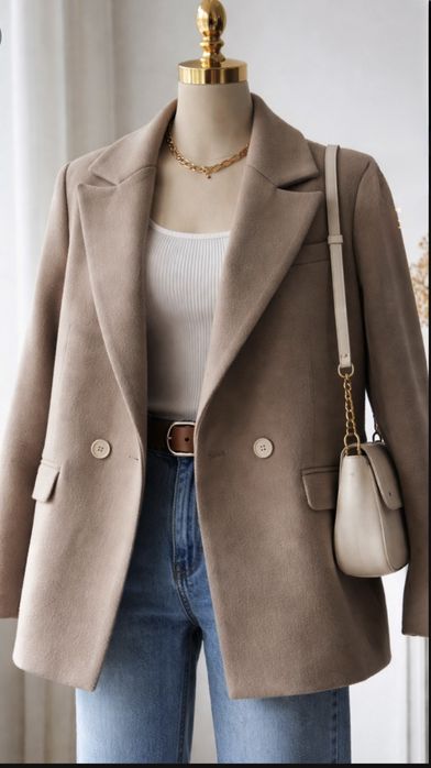 Стильный классический пиджак