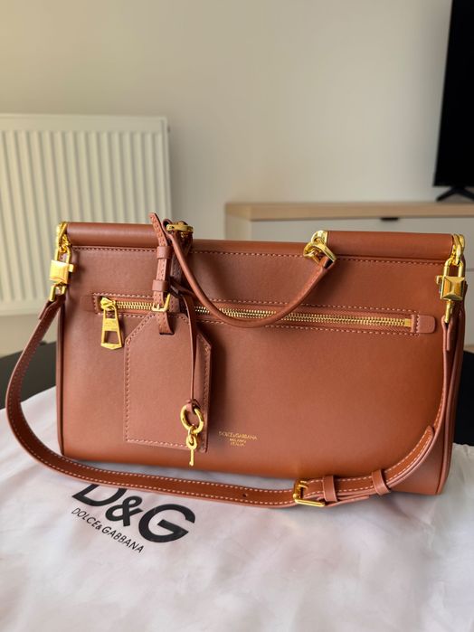 Geantă D&G elegantă damă maro – model clasic