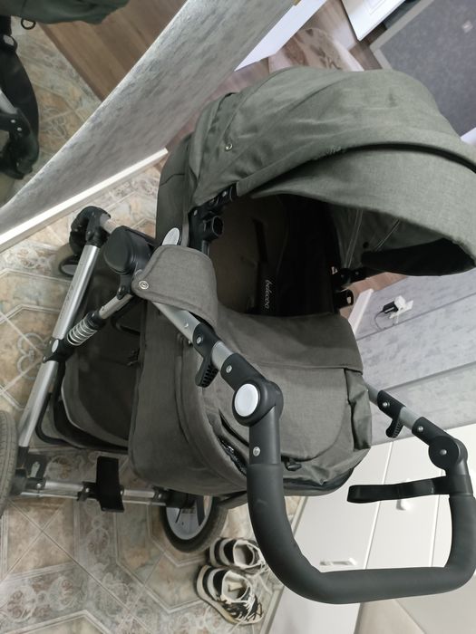 Продам коляску в отличном состоянии